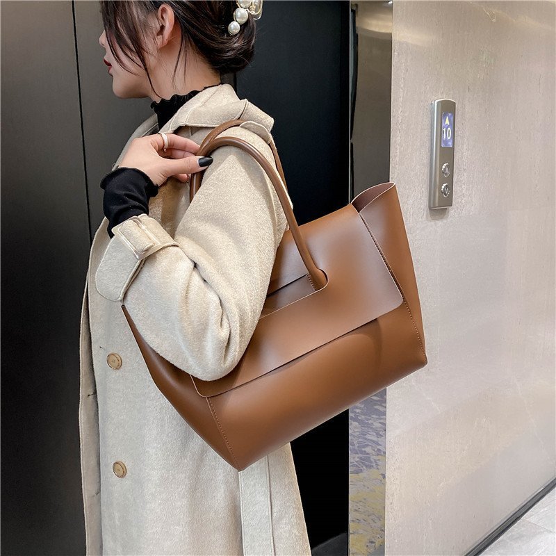 Buy Fashion Women Shoulder Bags Large Capacity Handbags Simple Retro Tote Bags Solid Color Famous Brand High Quality Bags online at DLC Market