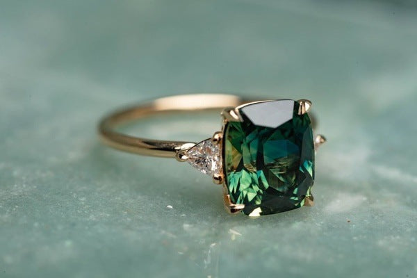 Buy Personalized Retro Inlaid Stone Ring Inlaid With Green Gem online at DLC Market