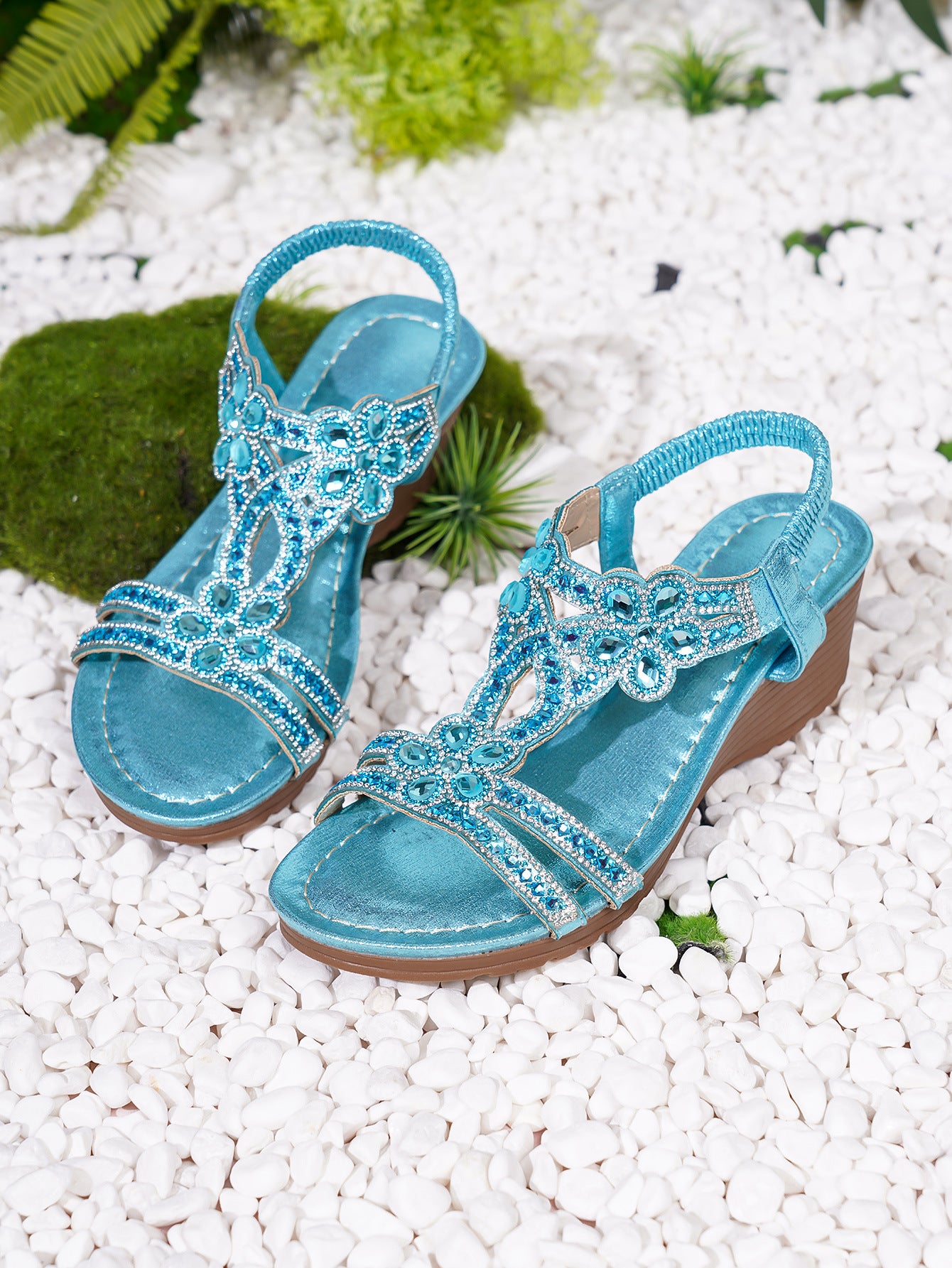 Buy Bohemian-style Thick-soled Wedge Sandals online at DLC Market