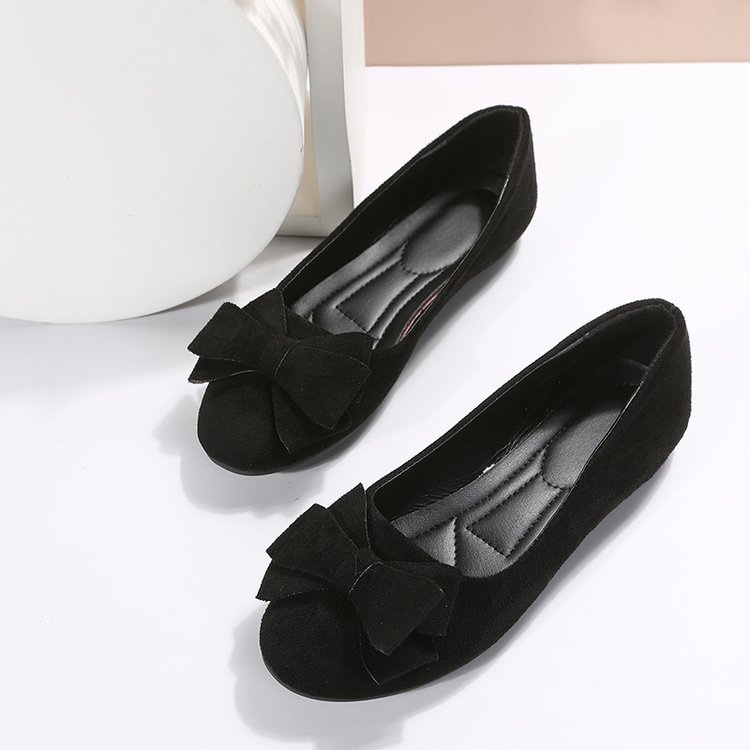 Buy Rubber Plus Size Flat Casual Shoes Women Suede Bow Round Head Gommino online at DLC Market