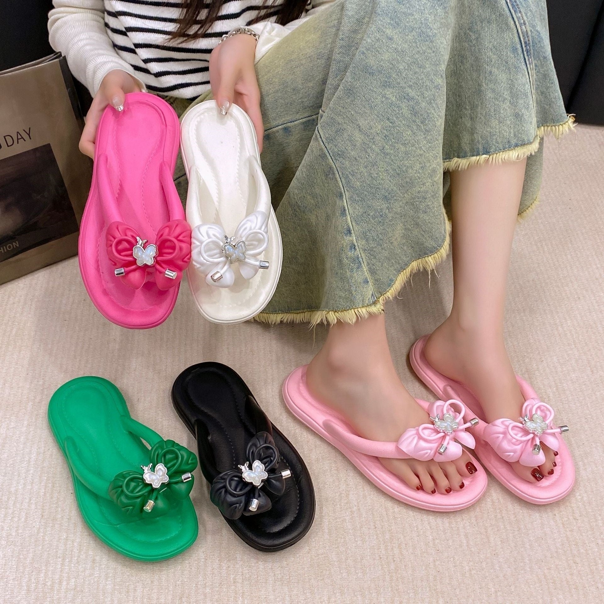 Womens EVA non-slip outdoor slippers with leather lining | DLC Market