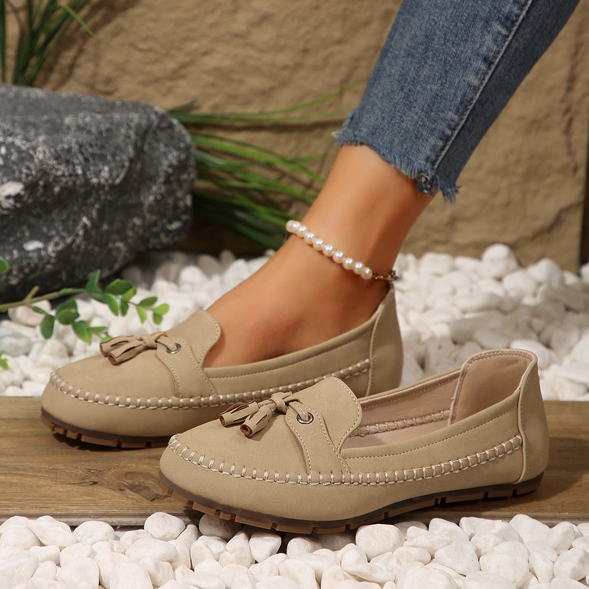 Buy Women's Round Head Loafers Fashion Non-slip Soft Comfortable Flats Shoes online at DLC Market